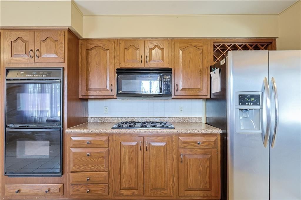 3402 Messanie Street — photo 6