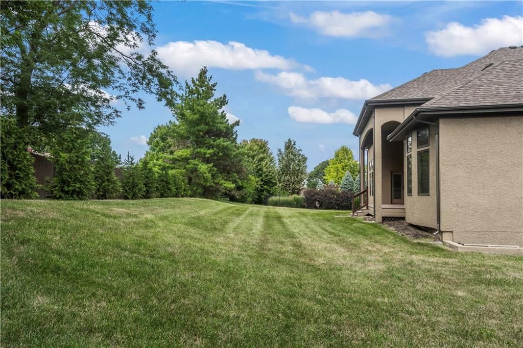 15216 Perry St Street — photo 10
