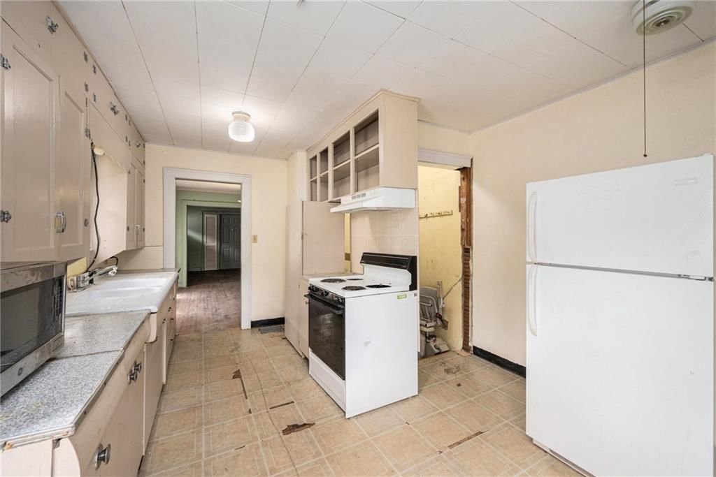 2053 N 32nd Street — photo 10