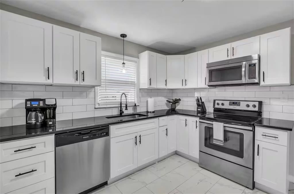 705 SW 17TH Street — photo 6