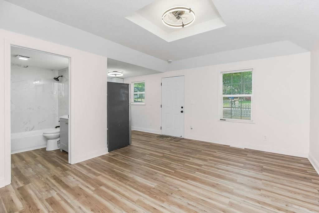 929 S Pope Avenue — photo 8