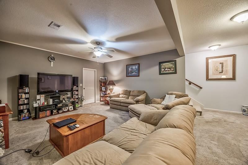 709 NW Eagle Drive — photo 21