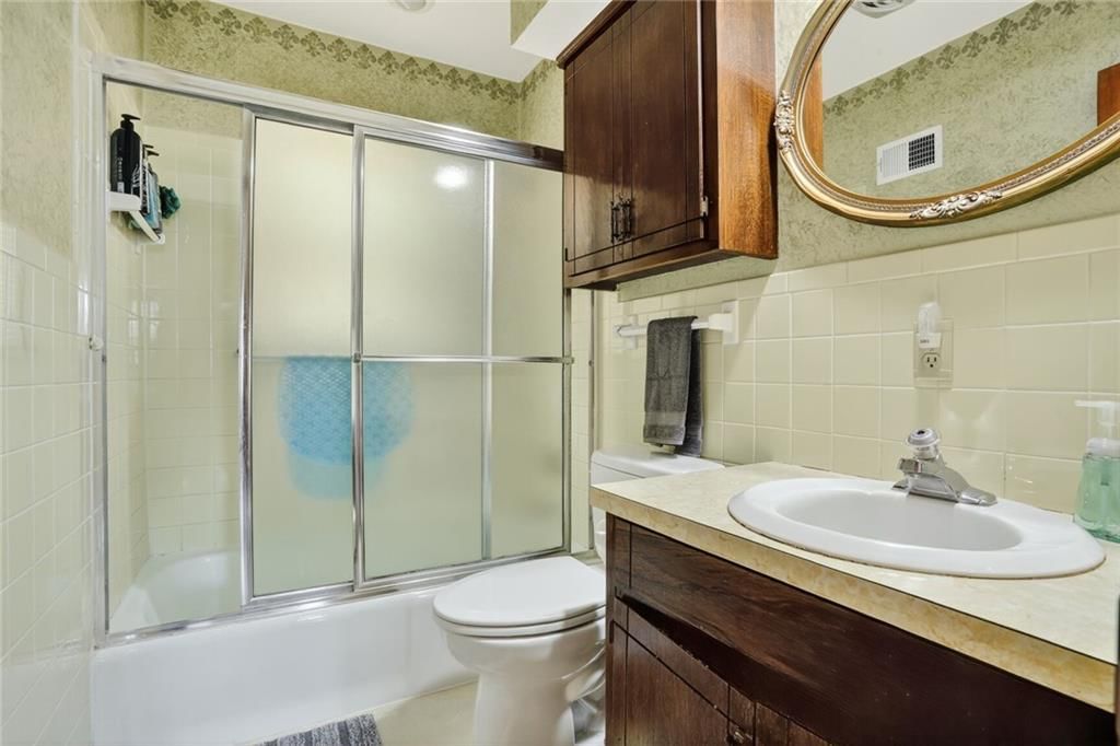 5421 Monrovia Street — photo 4