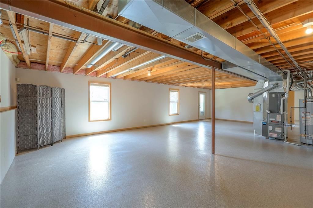 2045 SW British Drive — photo 23