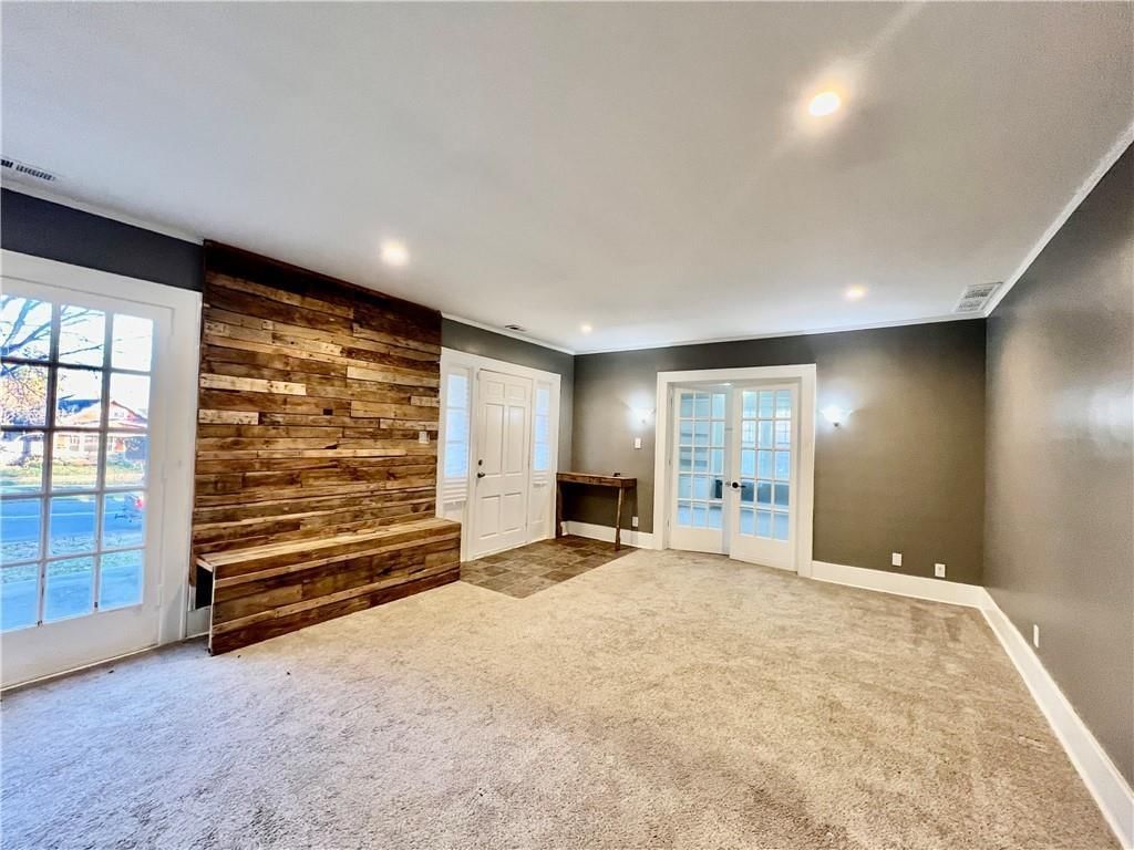 418 N Noyes Boulevard — photo 4