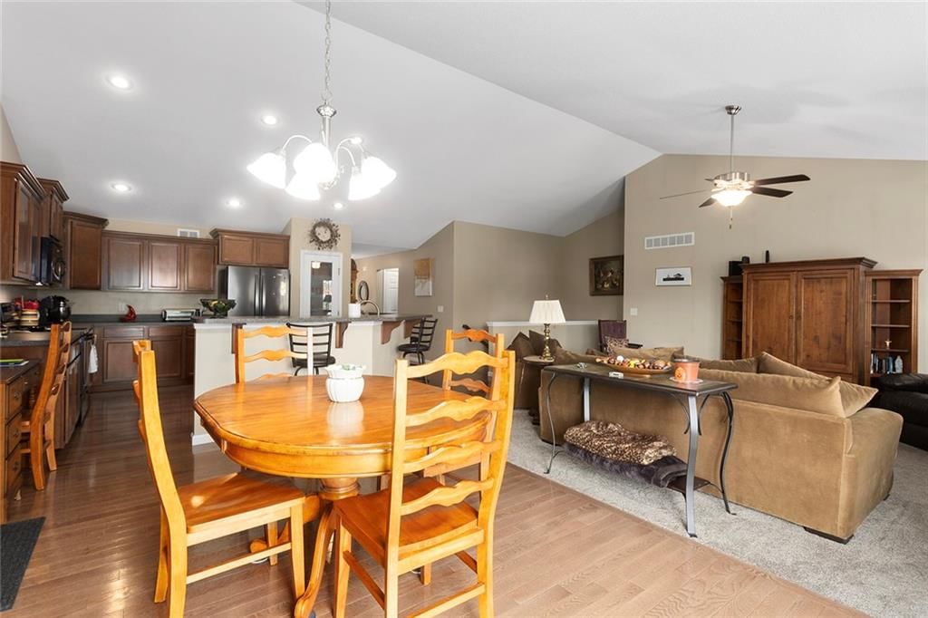 9801 N Stark Avenue — photo 12