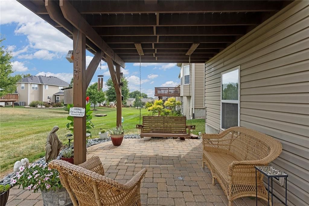 9801 N Stark Avenue — photo 27