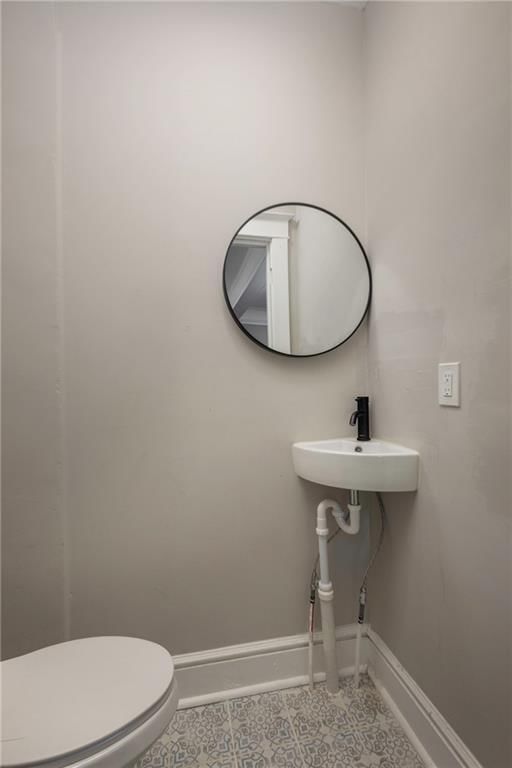 4219 Kenwood Avenue — photo 20