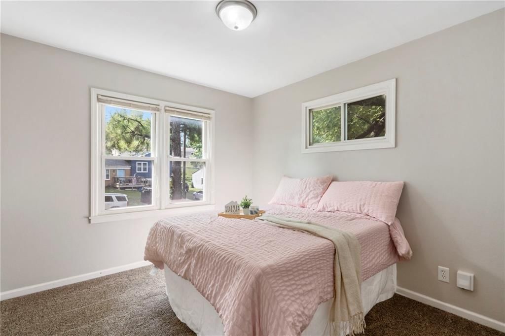 602 W 38th Street — photo 12