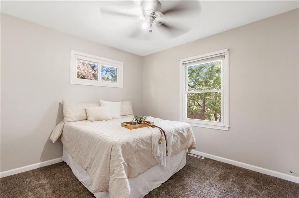 602 W 38th Street — photo 13
