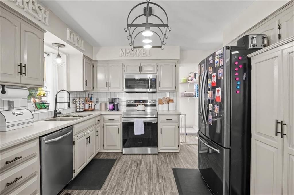 18400 Arrowhead Lane — photo 4