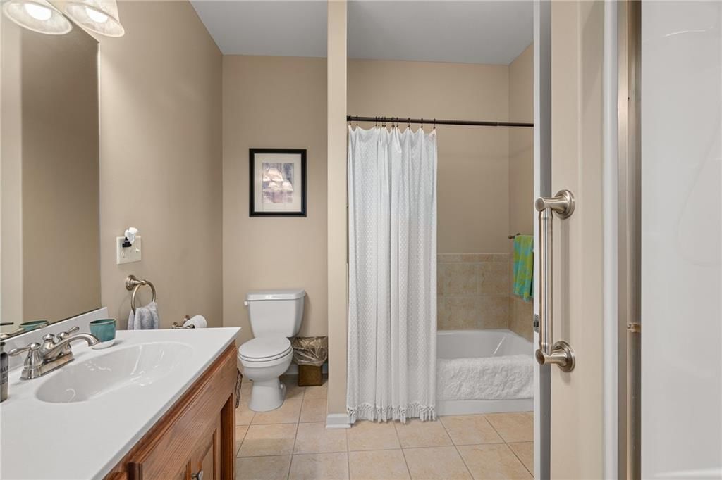 5716 Robinson Drive — photo 23