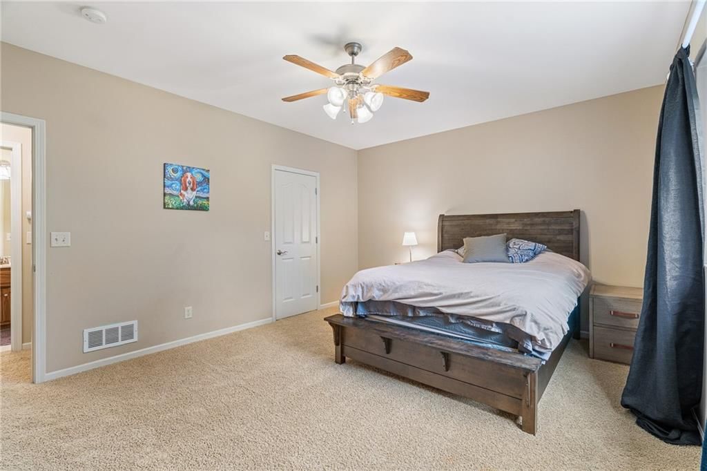 5716 Robinson Drive — photo 34