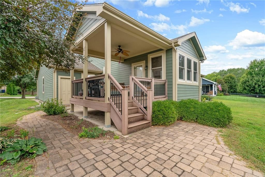 5716 Robinson Drive — photo 44