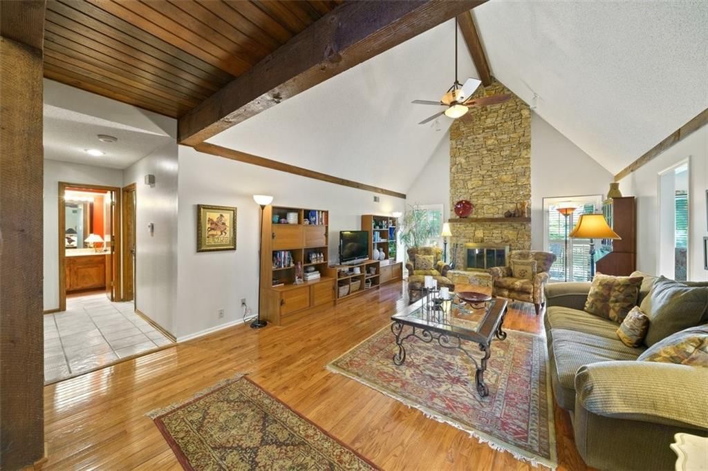 11663 Grant Drive — photo 3