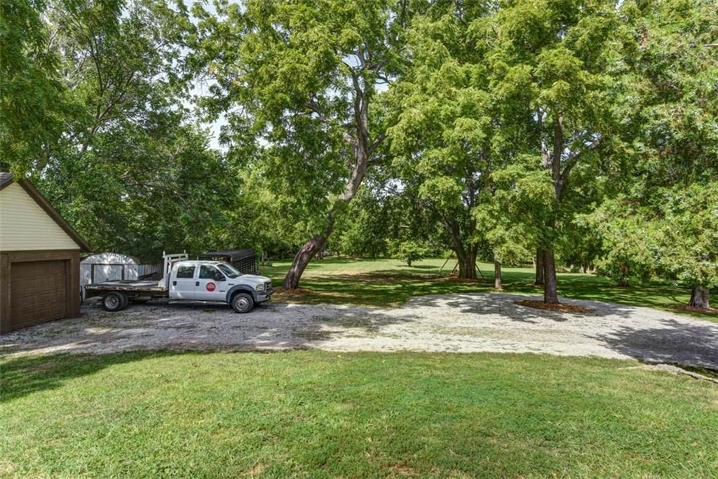 4822 Logan Avenue — photo 59
