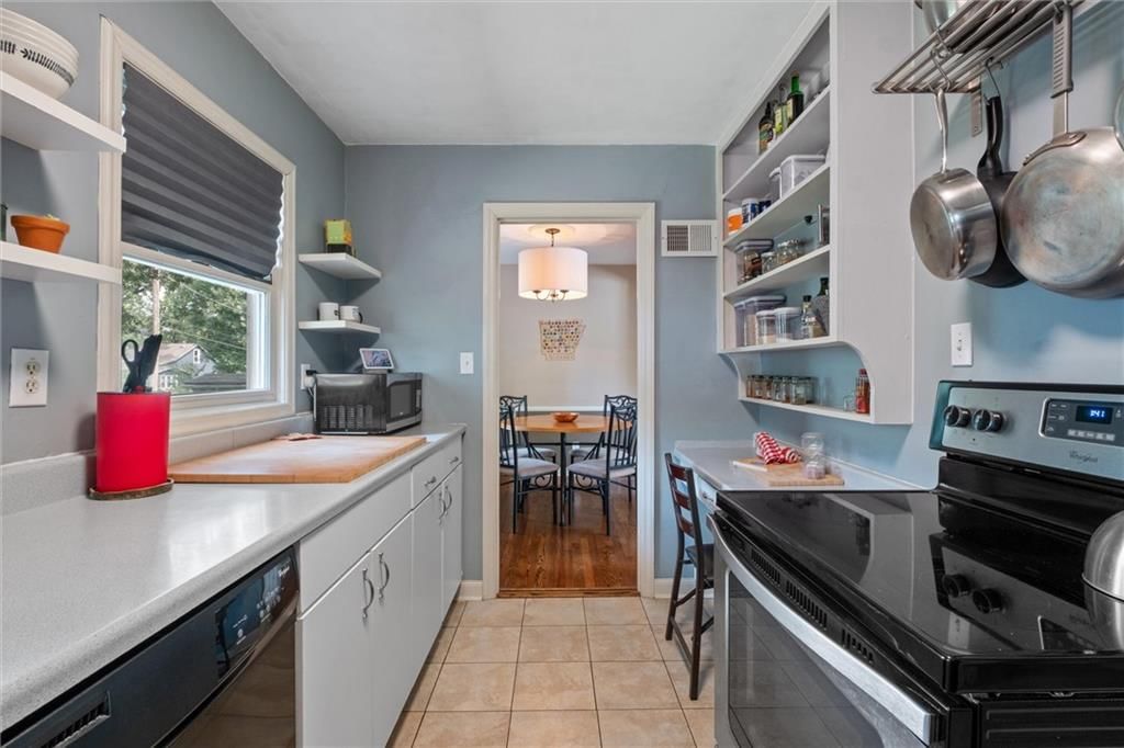 604 W 88th Street — photo 10
