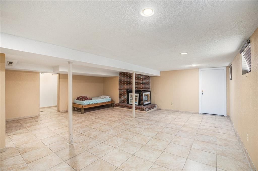6327 YECKER Avenue — photo 23