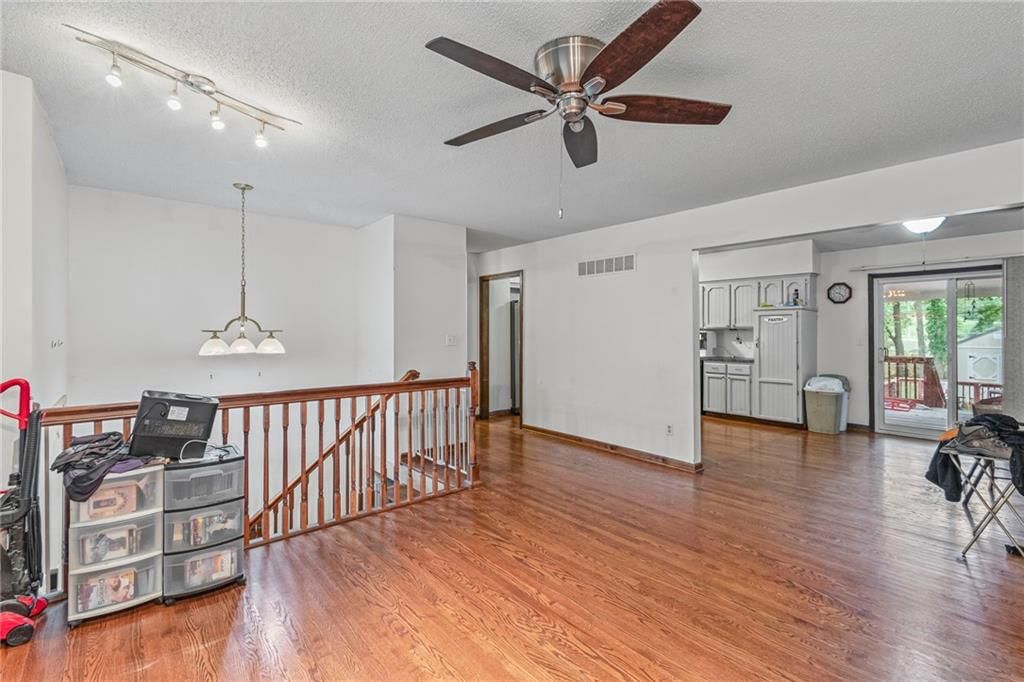 11 NE 90TH Terrace — photo 8