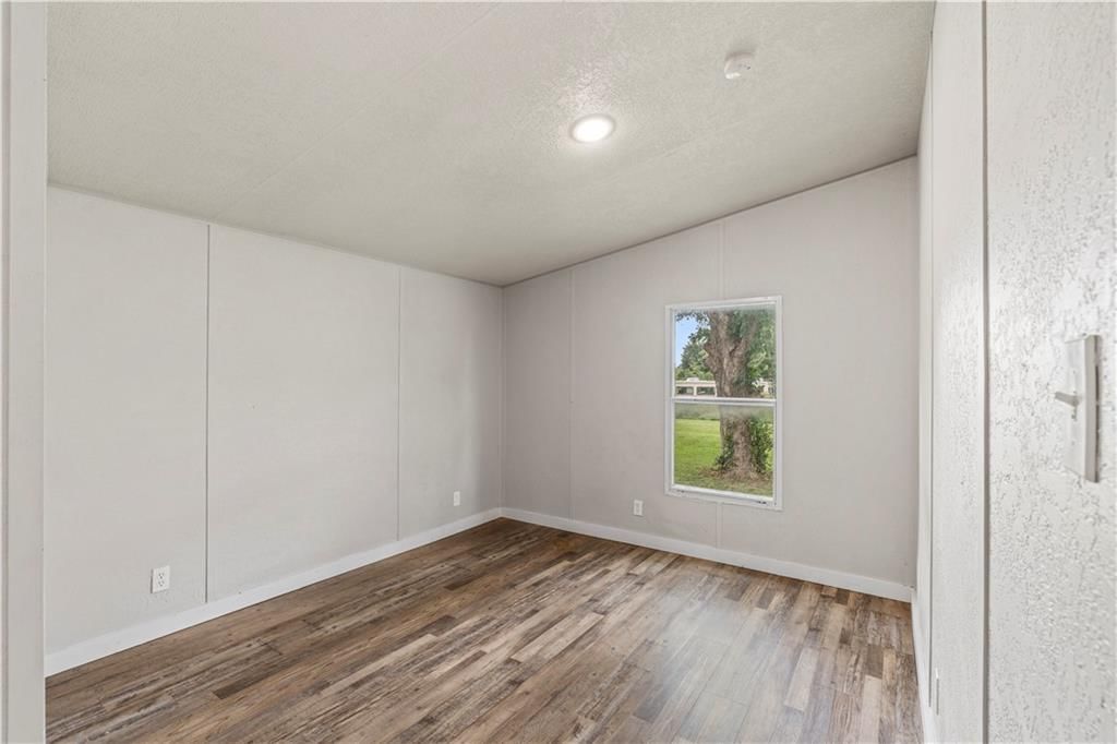 120 W Hickory Street — photo 17