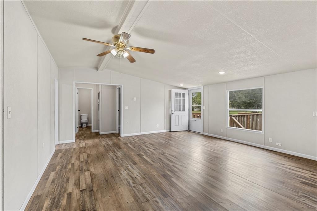 120 W Hickory Street — photo 5