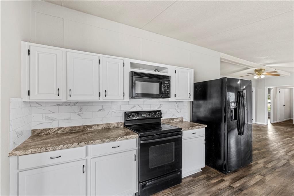 120 W Hickory Street — photo 9