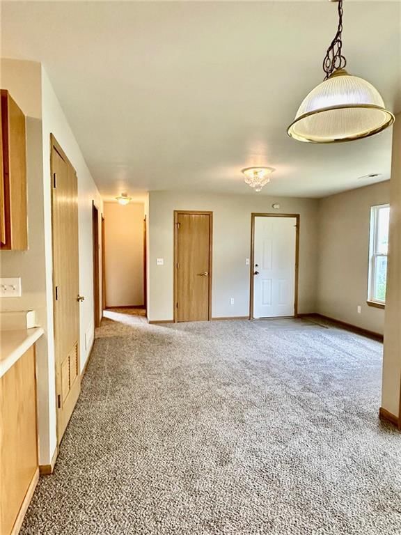 402 W Mechanic Street — photo 5