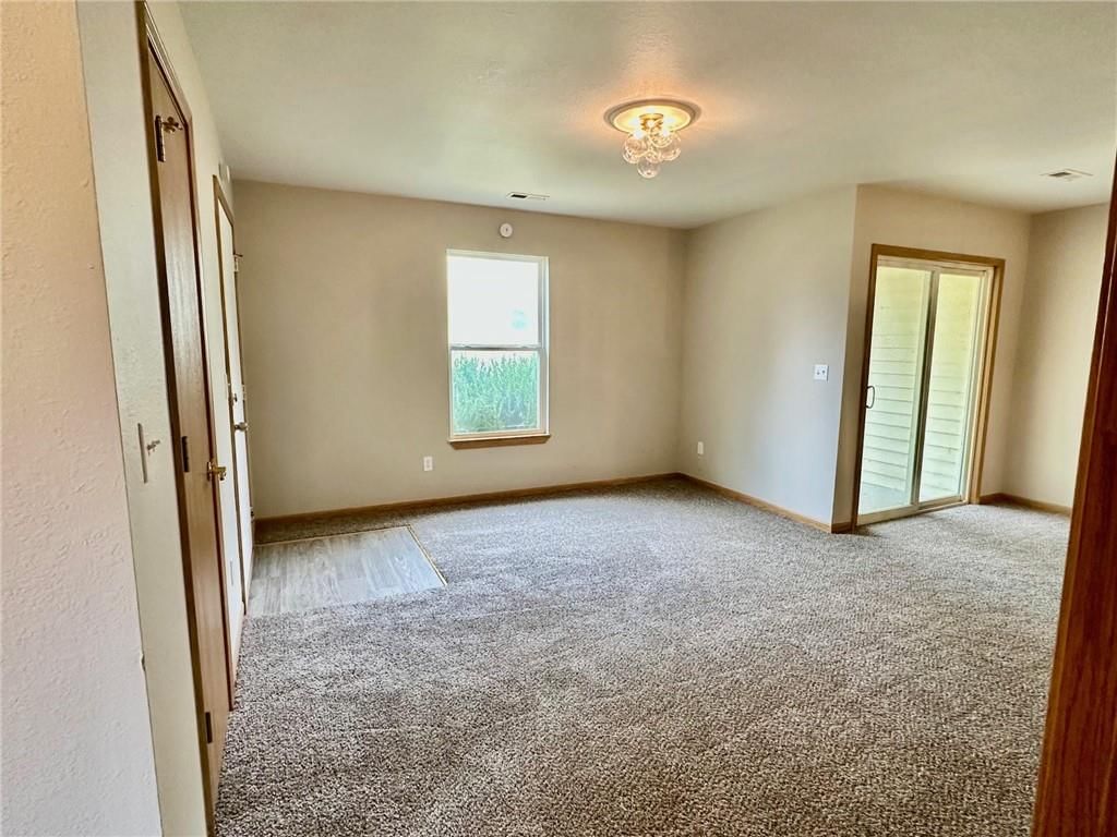 402 W Mechanic Street — photo 6