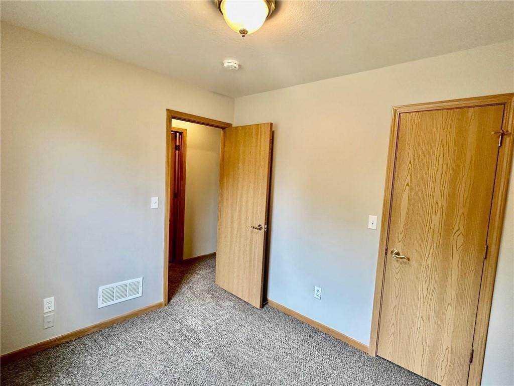 402 W Mechanic Street — photo 7