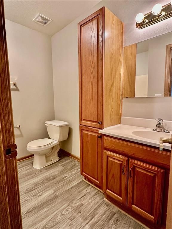 402 W Mechanic Street — photo 10