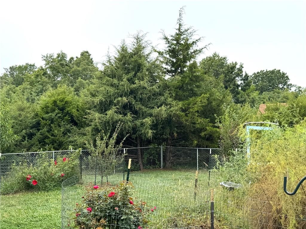 70 Foxwood Drive — photo 25