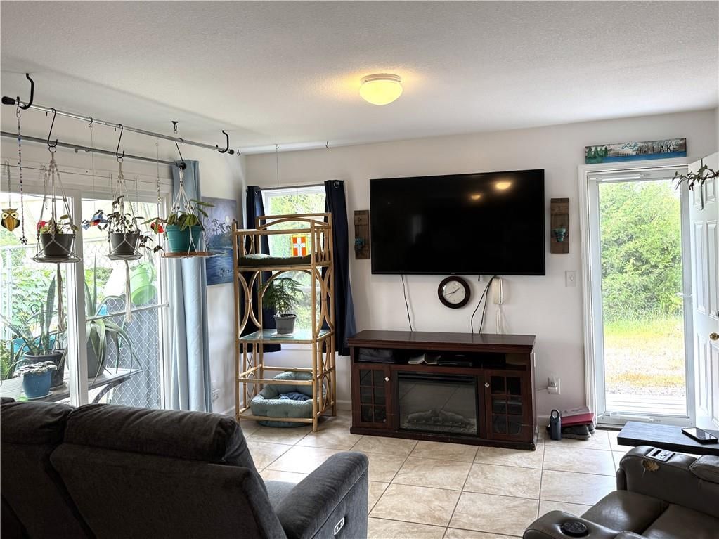70 Foxwood Drive — photo 7