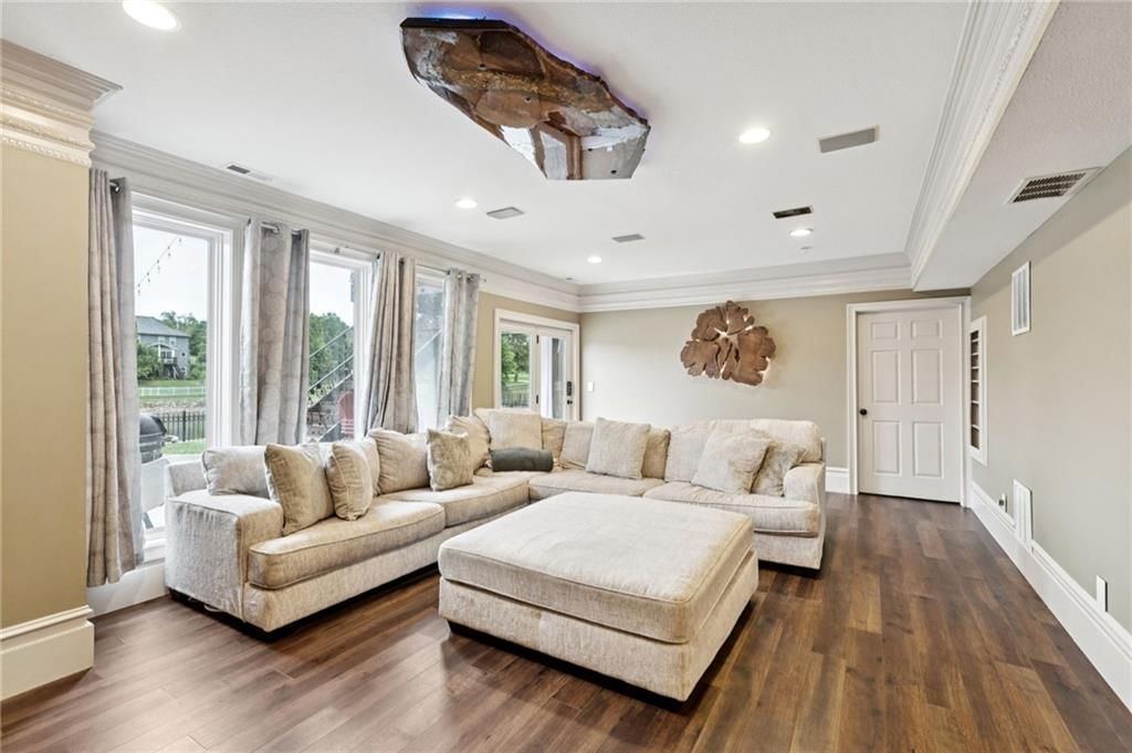 2841 SW Carlton Drive — photo 35