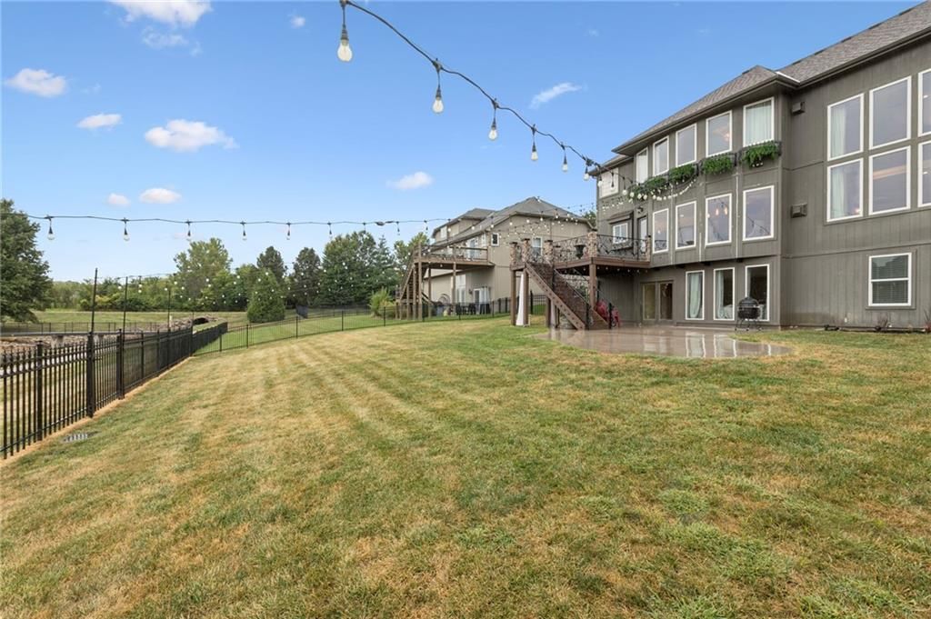 2841 SW Carlton Drive — photo 44