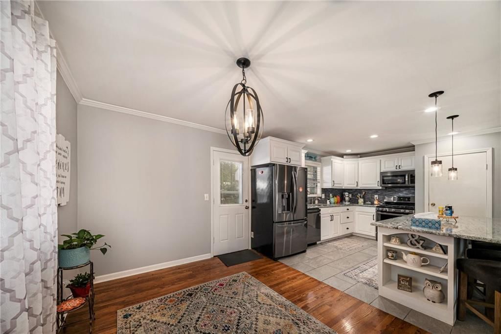 5230 N Sycamore Drive — photo 7