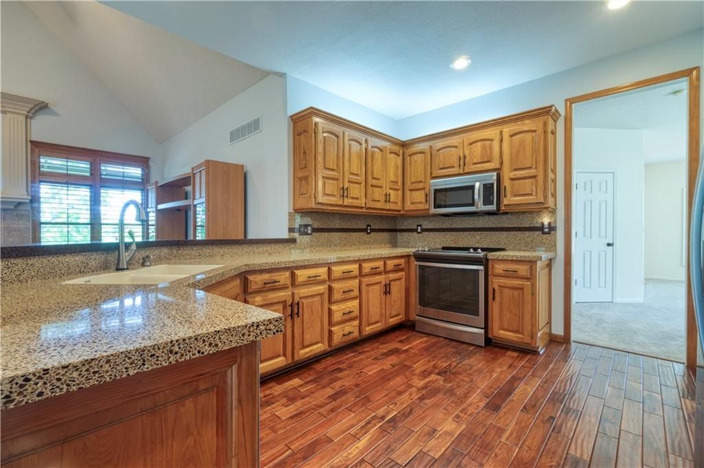 5714 Alden Court — photo 10