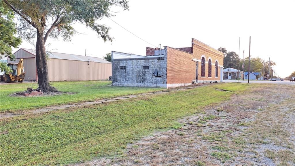 502 Kansas N/A — photo 13