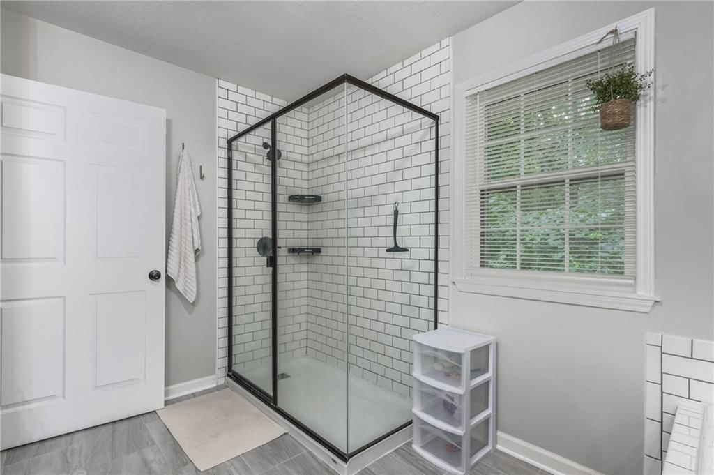 532 Maple Avenue — photo 19