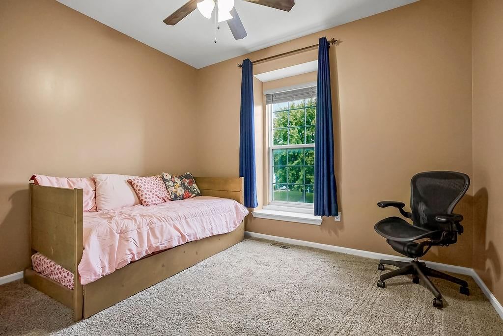 415 Eagle Glen Drive — photo 13