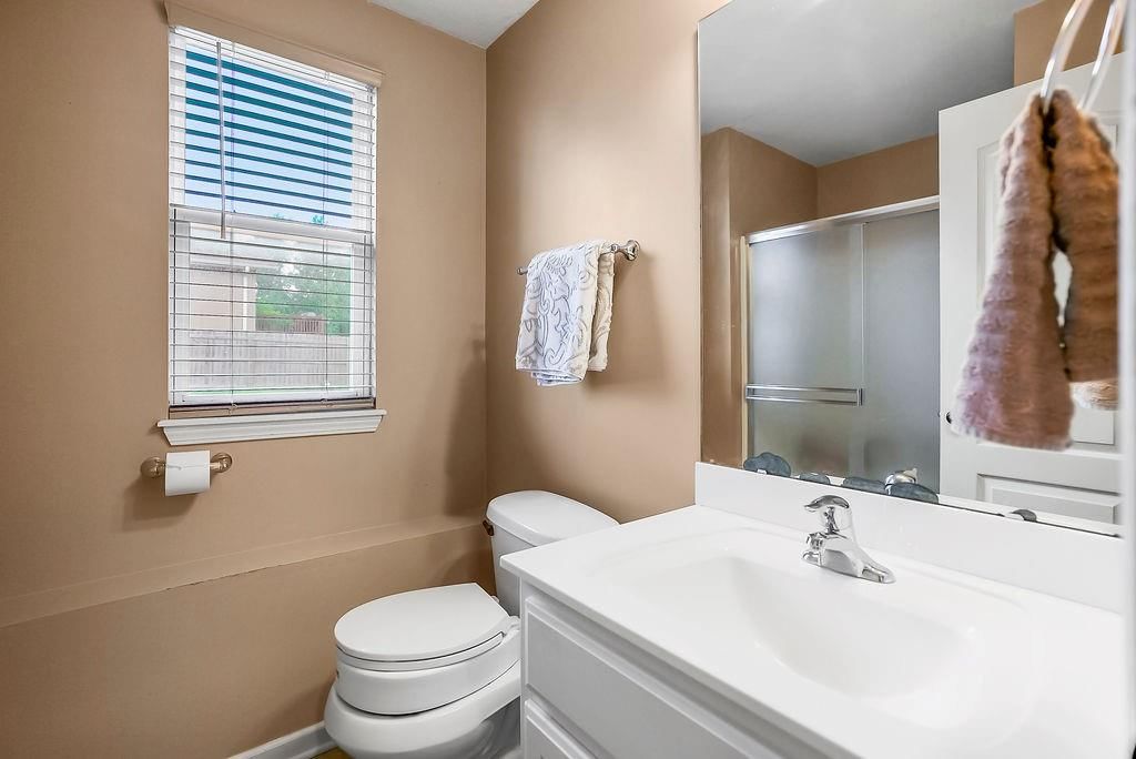 415 Eagle Glen Drive — photo 24