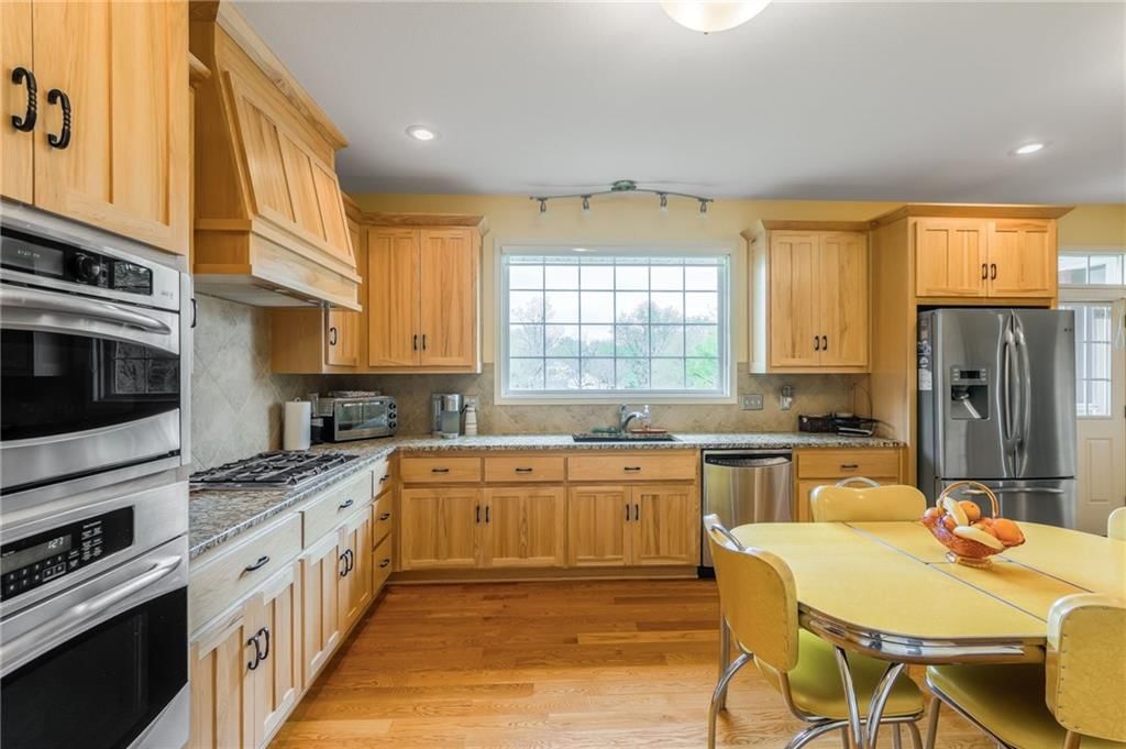 12923 N Oakland Avenue — photo 15