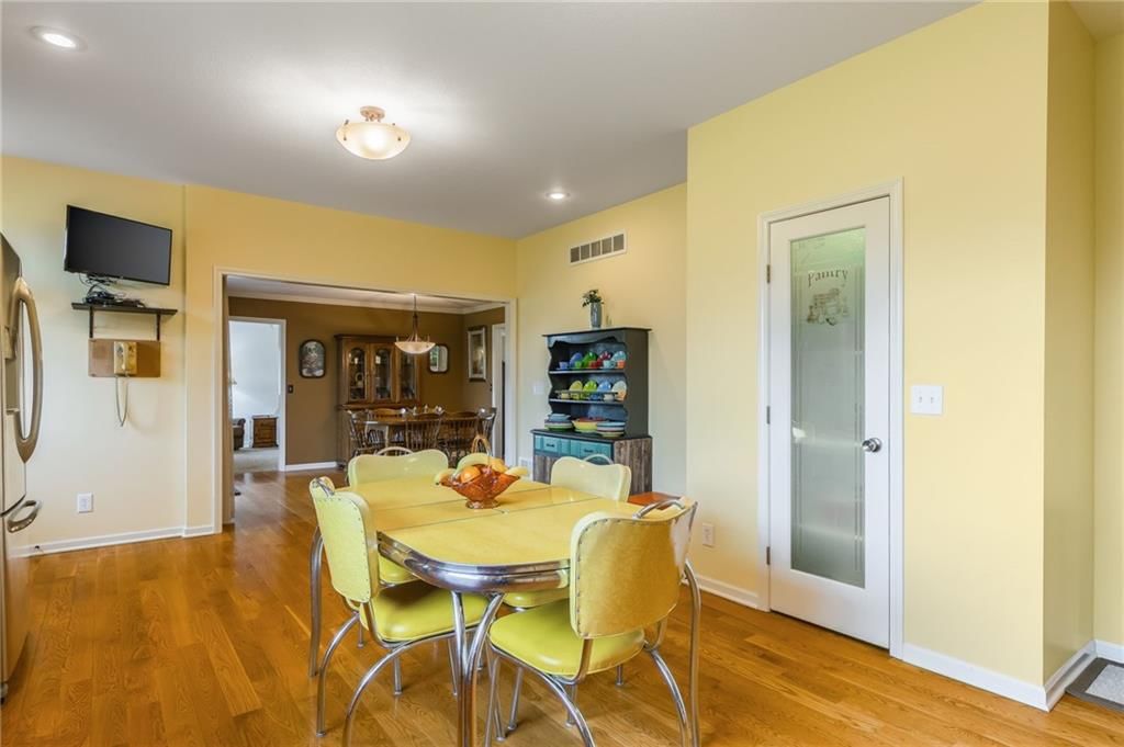 12923 N Oakland Avenue — photo 16