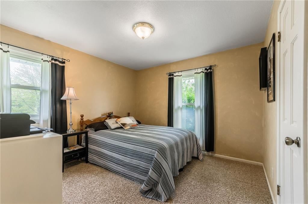 12923 N Oakland Avenue — photo 25