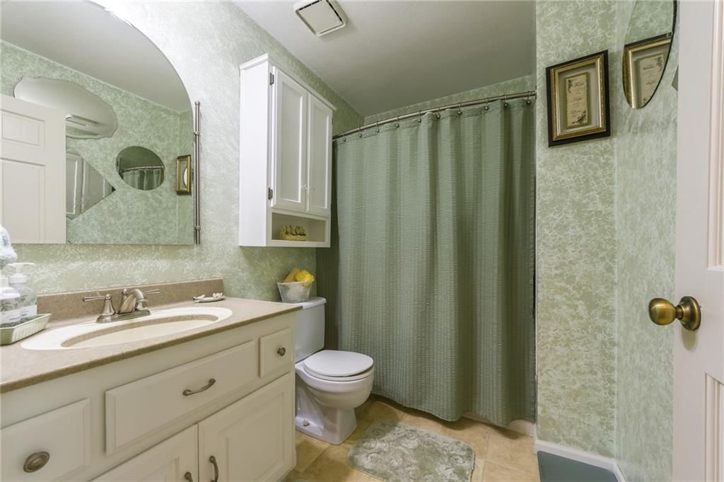 12923 N Oakland Avenue — photo 27