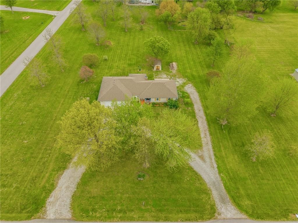 12923 N Oakland Avenue — photo 42