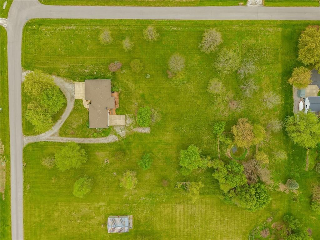 12923 N Oakland Avenue — photo 49