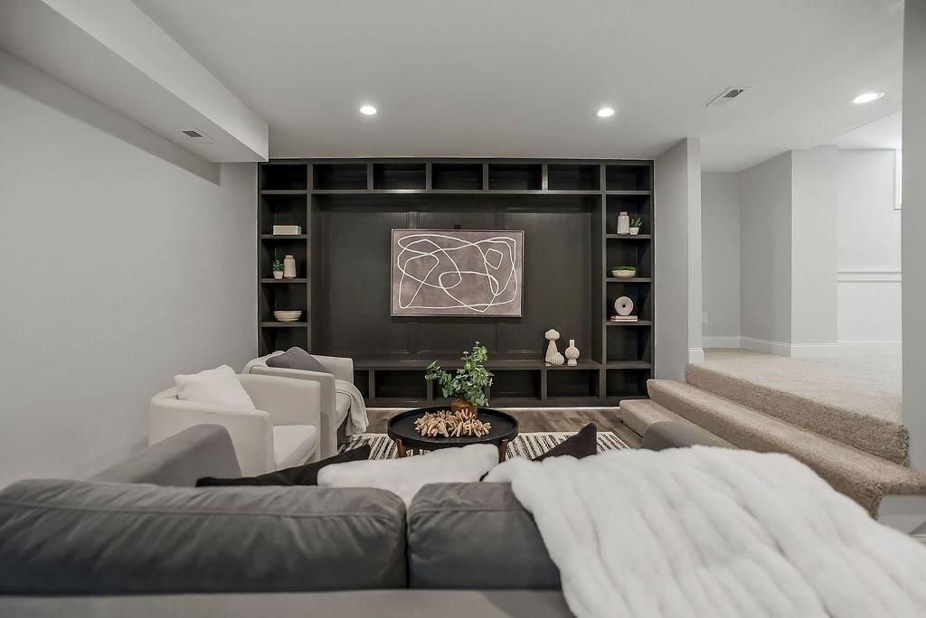 7607 Fairway Street — photo 31