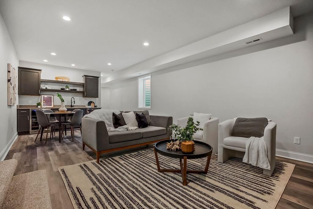 7607 Fairway Street — photo 33