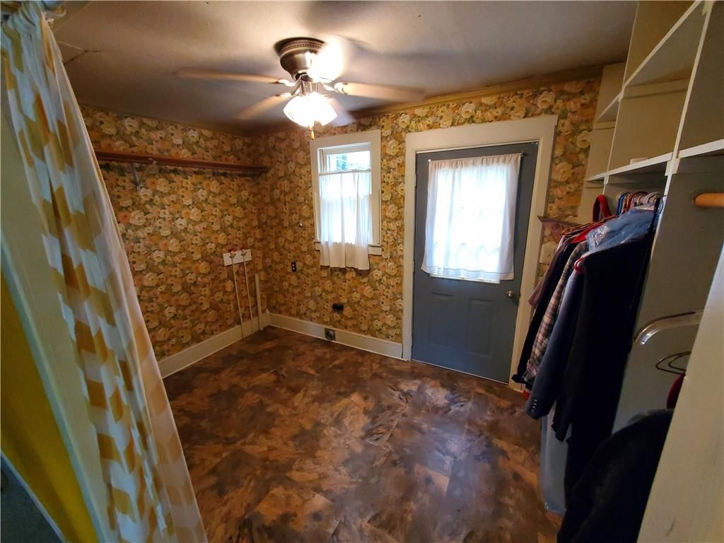 729 W Sycamore Street — photo 11