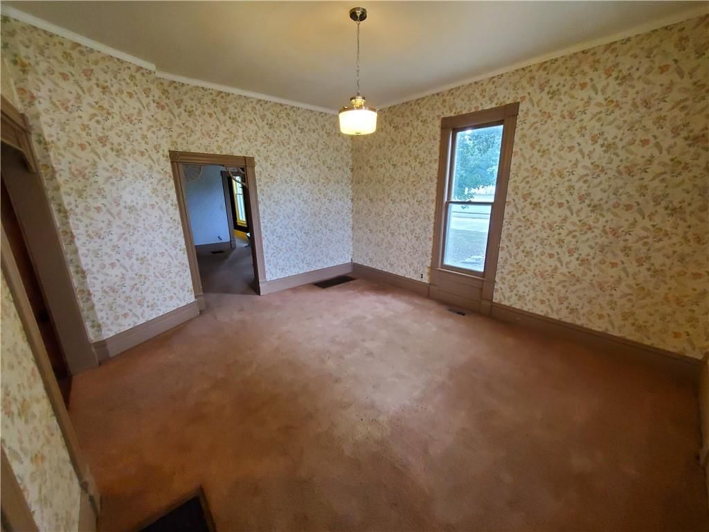 729 W Sycamore Street — photo 19